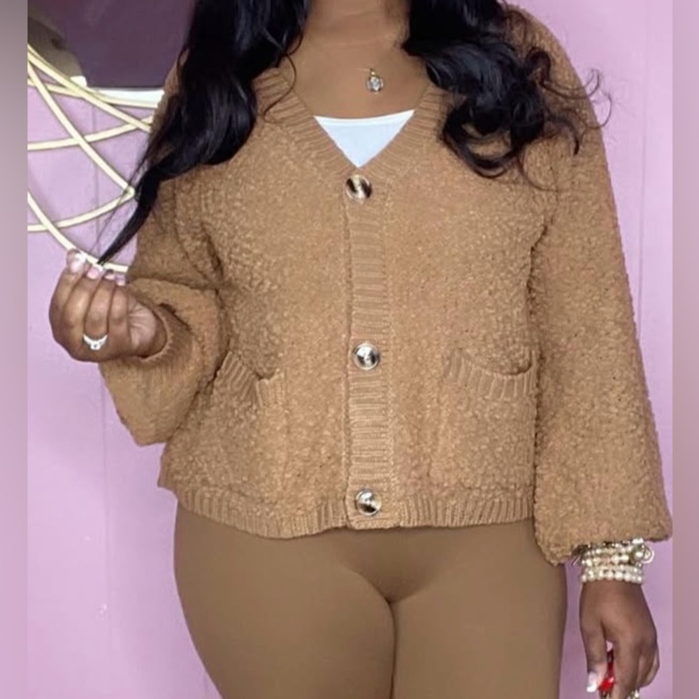 Brown/camel cardigan